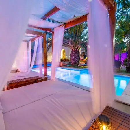 Apartment Bra I Premium With Outdoor Pool And Sauna *