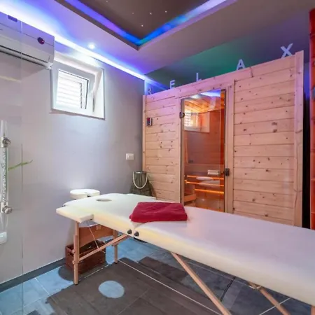 Bra I Premium With Outdoor Pool And Sauna Sukošan
